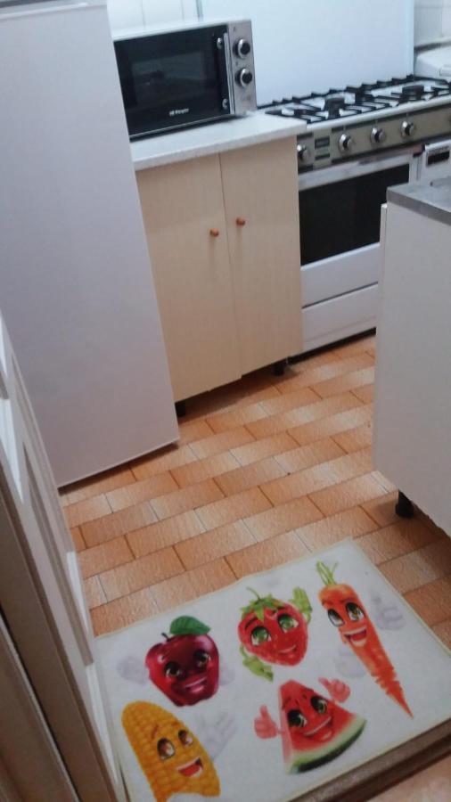 Habitacion Cookie En Chamberi マドリード エクステリア 写真