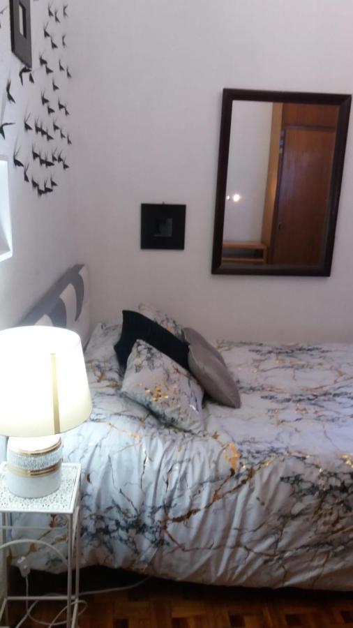 Habitacion Cookie En Chamberi マドリード エクステリア 写真